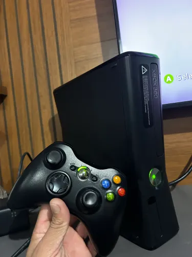 Xbox 360 impecável bloqueado