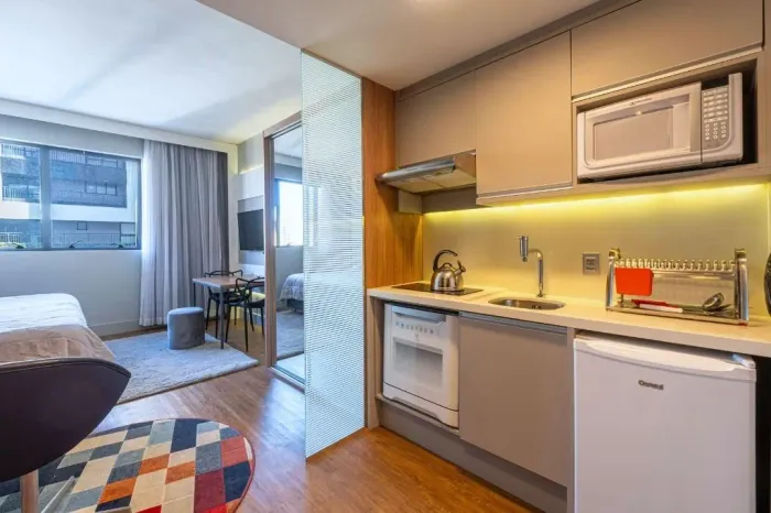 Studio com 1 dormitório para alugar, 28 m² por R$ 3.850,00/mês - Batel - Curitiba/PR