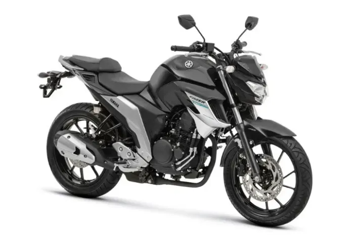 Yamaha FZ25 250 CC preta