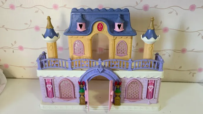 Castelo casa boneca