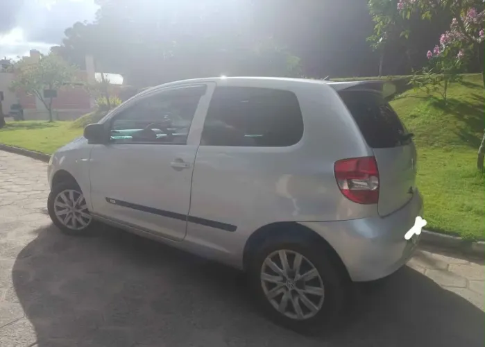 Volkswagen Fox City 1.0mi/ 1.0mi Total Flex 8V 3P 2010