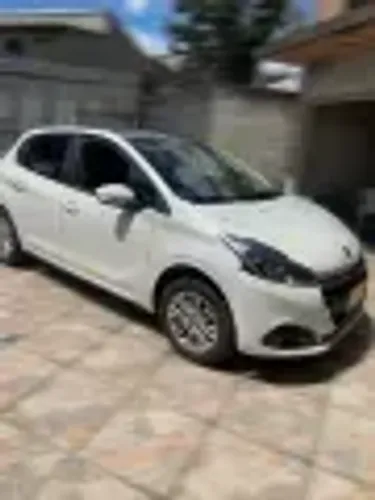 Peugeot 208 Allure 1.2 Flex 12V 5P Mec. 2018