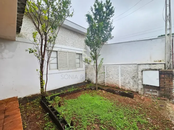 Casa para venda no bairro Vila Tibério