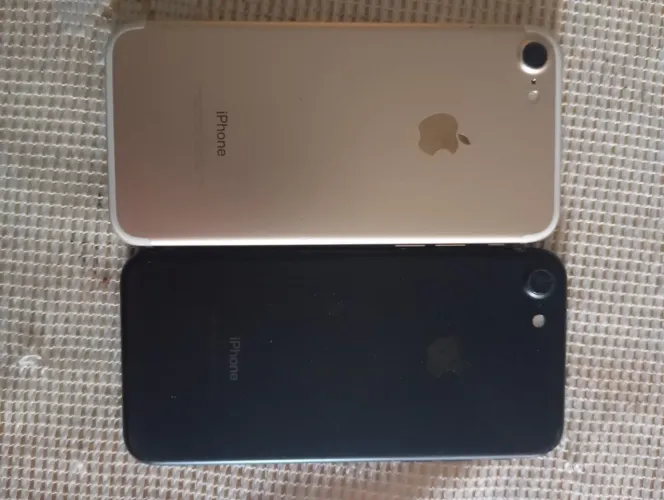 2 Iphones 7 normal para vender rápido em bom estado de conservação!