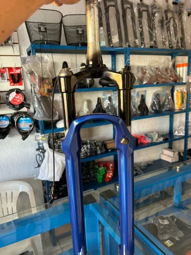 Vendo suspensão tapered zoom reformanda com cartucho de óleo novo