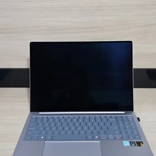 Galaxy Book 4 Edge | 16 polegadas | 16 gb RAM | 512 gb SSD | X Elite | Tela Amoled Touch