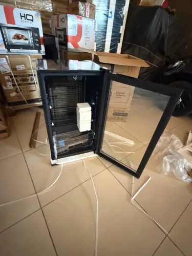 Vendo expositor 95L novo