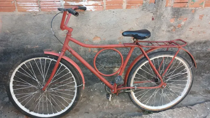 Bicicleta semi nova