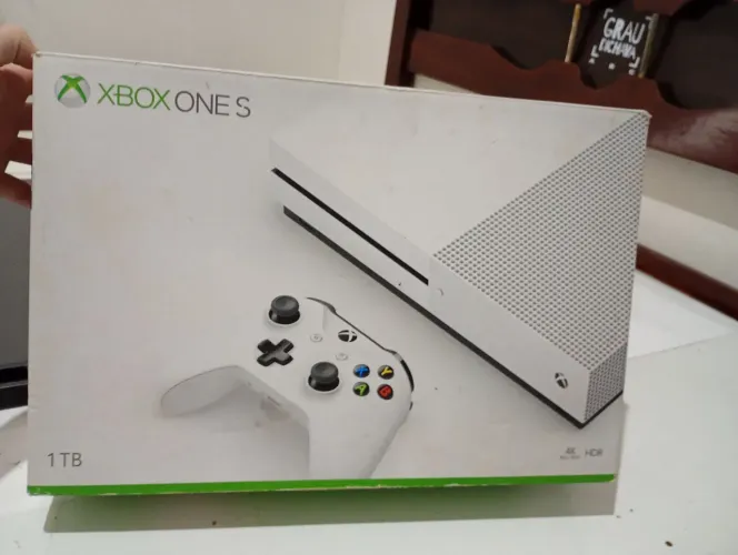 Xbox One S 1TB Branco na Caixa + Controle Original + 14 Jogos Exclusivos/Consagrados!