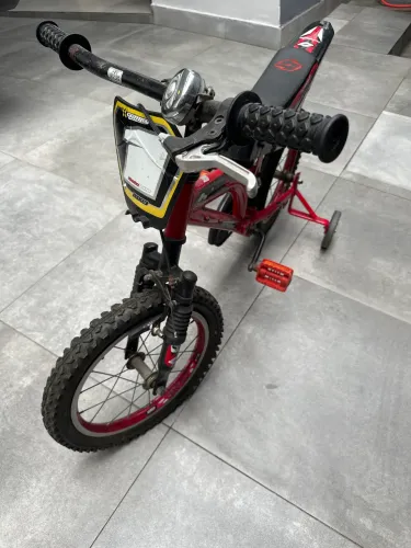 Bicicleta infantil para criança até 8 anos