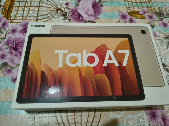 Vende-se tablet A7 Samsung