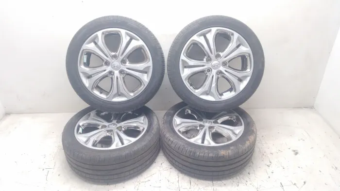 Jogo Roda C/ Pneu Aro 17 225/ 45 Hyundai I30 2012/ 2013