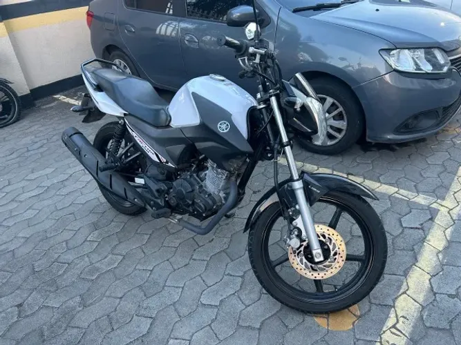 ? Yamaha Factor 150 2022 - Impecável, 17.300 km!