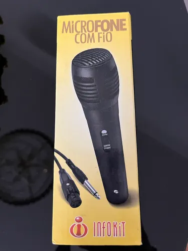 Microfone com fio 