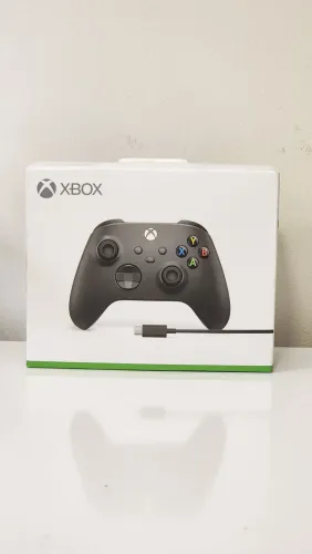 Controle Xbox Carbon Black LACRADO