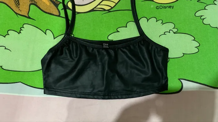 2 blusas shein por 25,00/ NOVAS