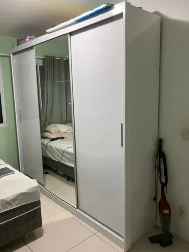 Vendo Guarda-Roupa 