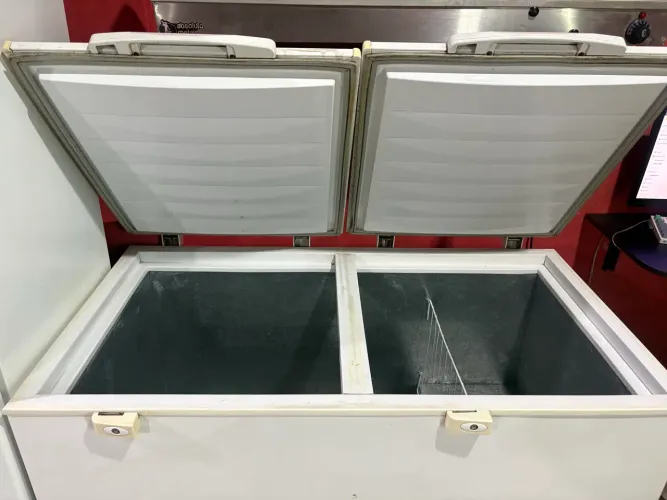 Freezer Electrolux H400 385L - 127V