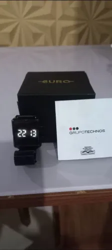 Relógio digital Euro