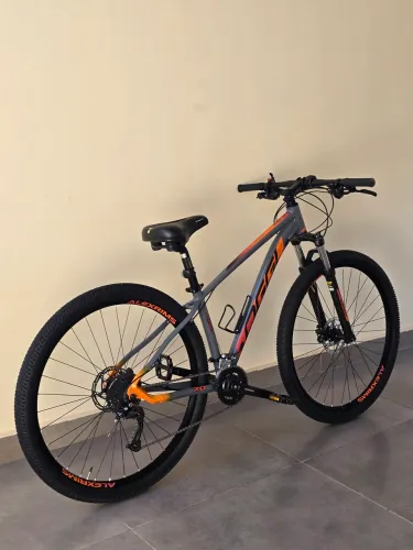 Bicicleta Oggi 7.0 Big Wheel 2023 tamanho 15.5 Muito nova e com nota fiscal