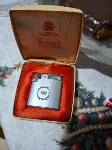 Isqueiro Ronson Varaflame com caixa original- Colecionador