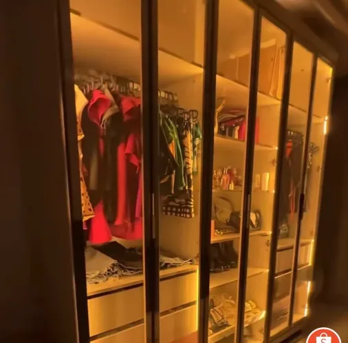 2 portas de vidro para guarda - roupa