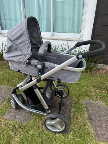 Carrinho + Bebê Conforto com Base SAFETY 1ST