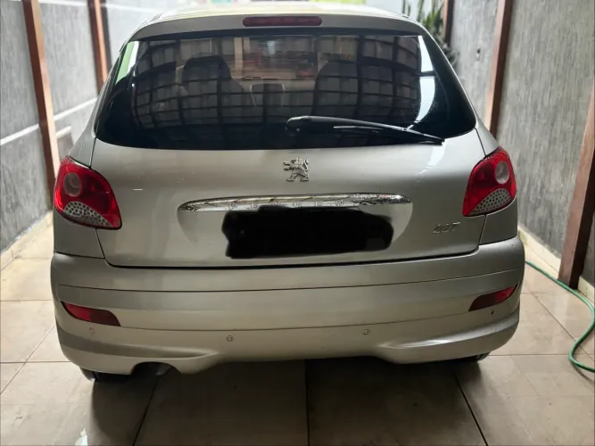 Peugeot 207 XR 1.4 Flex 8V 5P 2013