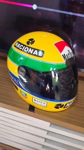 Capacete Airton Senna