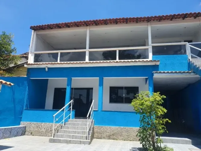 Casa para Venda Ampla com Piscina em Pedra de Guaratiba - 4 Quartos, Suíte e Área Gourmet