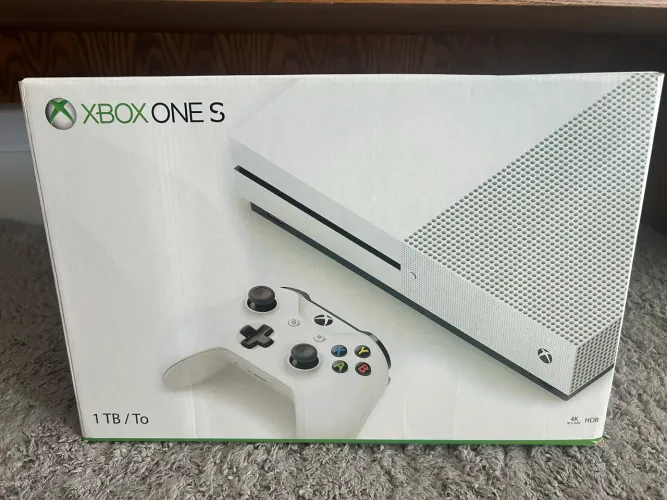 Nintendo X Box One S com Kinect