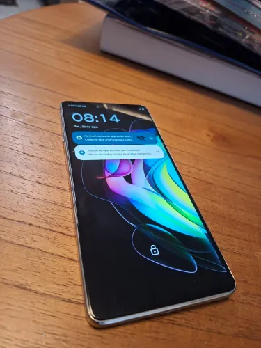 Motorola Edge20 usado