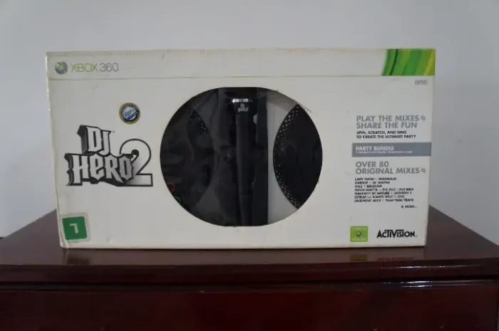 DJ Hero 2 Party Bundle XBOX 360