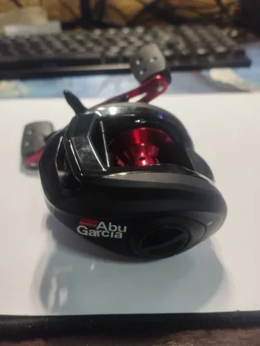 Carretilha Abu Garcia direito