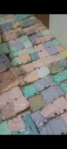 Vendo Calc/infantil, calc/adulto, cueca/slip, calçola a preço de custo. 
