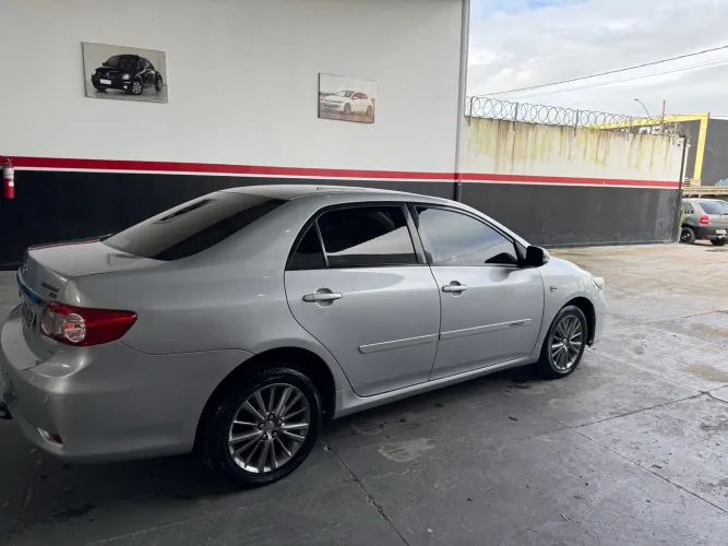 Toyota Corolla XEI 2.0 Flex 16V Aut. 2013