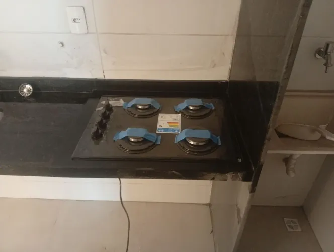 Complemento de bancada de cozinha no verde Ubatuba