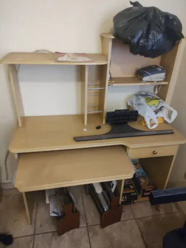 mesa de computador home office
