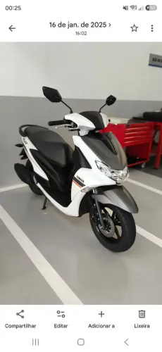 Fluo 125 Yamaha 