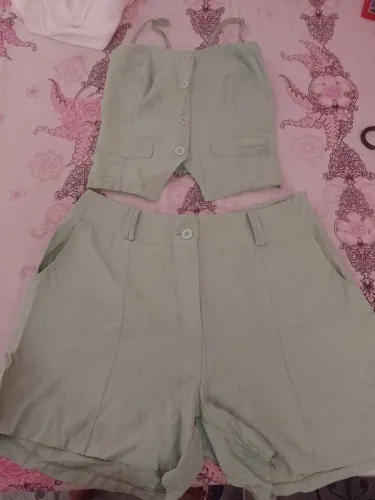 Conjunto de alfaiataria nunca usado, por apenas 50 reais pra vender logo