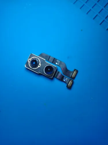 Camera iPhone 11 original retirada