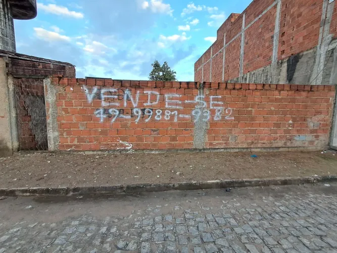 Terreno 10x27 localizado na Colônia 13 - Lagarto