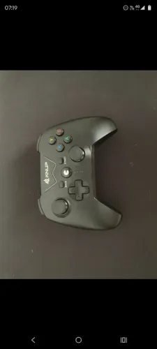 Vendo controle de jogo (Xbox)