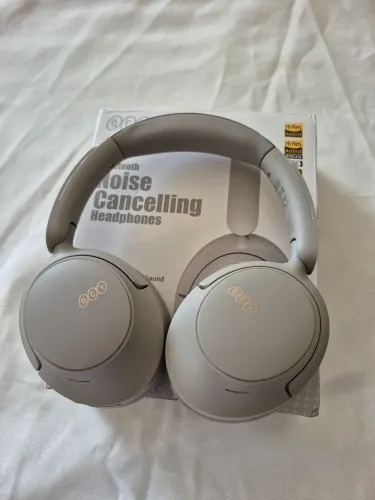 Fone QCY H3S, Bluetooth, Noise Cancelamento, LDAC, 102 horas de bateria.