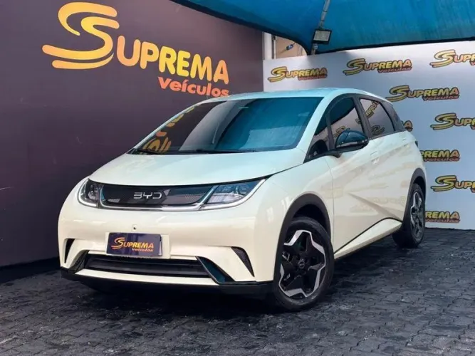 BYD Dolphin EV (Elétrico) 2025