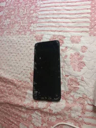 Celular pra retirar peças 