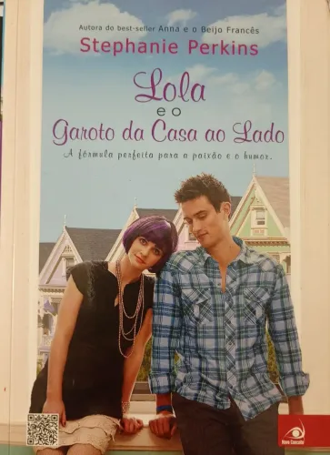 Livro Lola e o garoto da casa ao lado - Stephanie Perkins