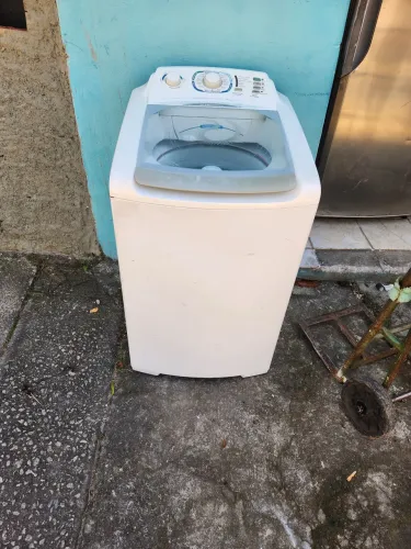 Vendo máquina de lavar 10 kilos 