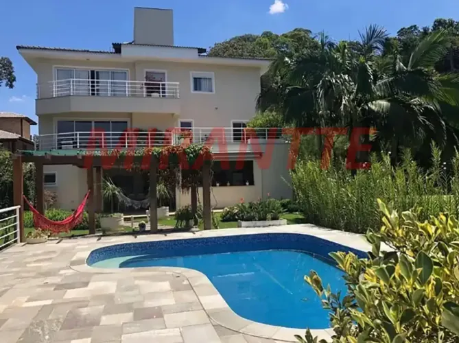 CASA DE ALTO PADRÃO NO ALPES DA CANTAREIRA | 4 SUÍTES | PISCINA | QUADRA DE BEACH TÊNIS