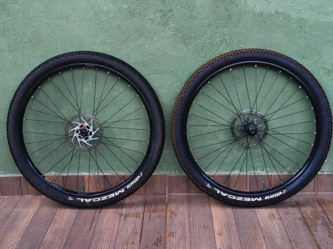 Rodas aro 29 boost eixo passante 